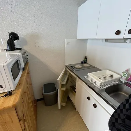 T2 Avec Balcon, Face Aux Pistes, Exposé Sud, Commerces à Proximité - Fr-1-787-29 Apartamento *